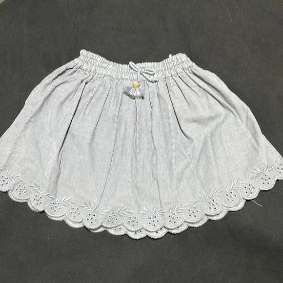 Zara Other - Scalloped thin corduroy skirt gray